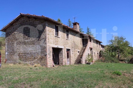 Foto Casa indipendente in Via San Martino in Colle 999, Gubbio di 400 m²