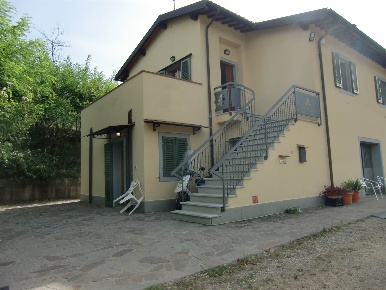 Foto Casa indipendente a San Giovanni Valdarno di 105 m² con 5 locali