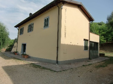 Foto Casa indipendente a San Giovanni Valdarno di 105 m² con 5 locali