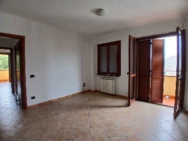Foto Appartamento a Castello d'Agogna di 84 m² con 3 locali in affitto