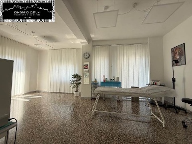 Foto Appartamento a Ostuni Via Pola, Via Papa Giovanni XXIII di 112 m²