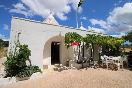 Foto Trullo in Strada Cupa-Rampone 21, Martina Franca di 60 m² con 3 locali