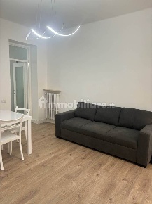 Foto Appartamento in Via Masone 10, Bergamo Centro di 100 m² con 3 locali
