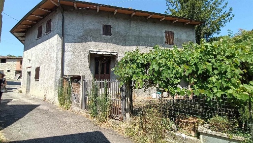 Foto Casa indipendente in località lastra, Camugnano di 169 m² con 7 locali