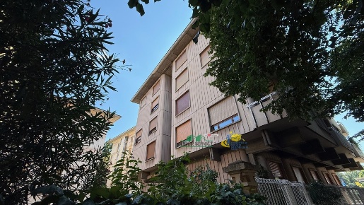 Foto Appartamento in Viale Vittorio Bottego 10, Parma Centro Storico