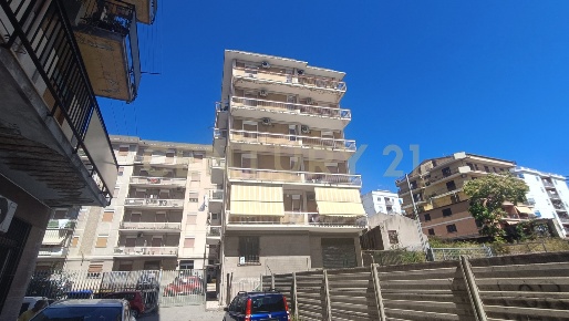 Foto Appartamento in Via Adolfo Celi 100, Messina Santa Lucia - San Filippo