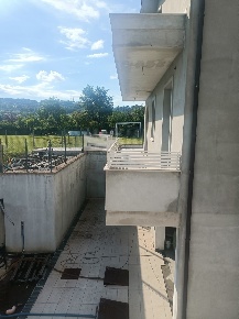 Foto Villa bifamiliare a Rimini Gaiofana di 455 m² con 10 locali in vendita