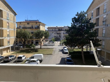 Foto Appartamento in Via Torino, Lanciano Centro di 110 m² con 4 locali