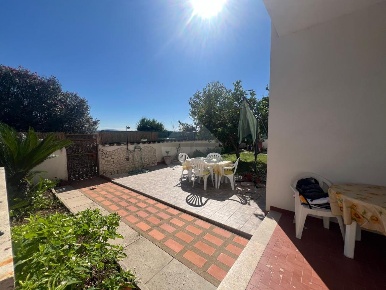 Foto Appartamento in Via Pola, Pomezia di 100 m² con 3 locali in vendita