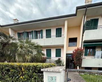 Foto Appartamento in Via Ada Negri, Ospedaletto Euganeo Centro di 68 m²