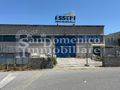 Foto Capannone industriale a Pisa Ospedaletto di 350 m² con 5 locali