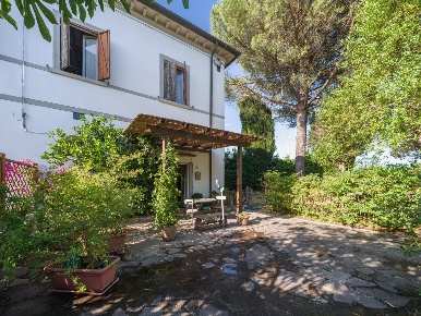 Foto Appartamento a Fauglia Centro di 71 m² con 2 locali in vendita