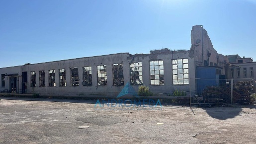 Foto Capannone industriale a Napoli San Giovanni a Teduccio di 3000 m²
