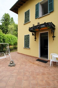 Foto Villa unifamiliare in Via Martino Novi 9, Alta Valle Intelvi di 244 m²