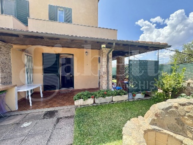 Foto Villa a schiera in Via Tiro al Piattello 28, Viddalba di 70 m²