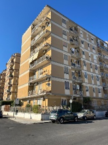 Foto Appartamento in Via Achille Grandi 80, Brindisi Commenda di 130 m²