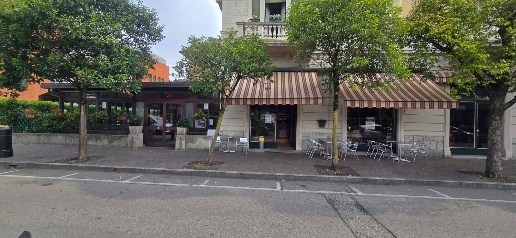 Foto Attività commerciale in Via Garibaldi, Laveno-Mombello Laveno