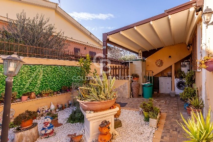 Foto Appartamento in Via Castel di Lama, Roma Corcolle di 58 m² in vendita