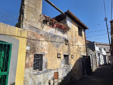 Foto Casa indipendente in Via Chillei, Mascalucia Centro di 60 m²