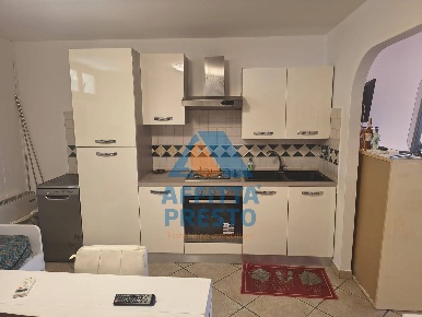 Foto Appartamento a Capraia e Limite di 35 m² con 1 locali in affitto