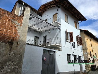 Foto Casa indipendente in VIA DUCA DEGLI ABRUZZI, Strambino di 130 m²