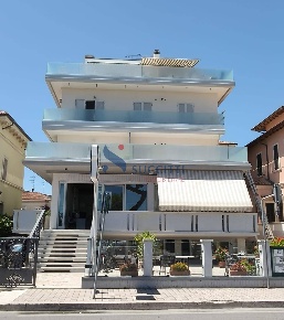 Foto Appartamento in LUNGOMARE SIRENA, Tortoreto Tortoreto Lido di 67 m²