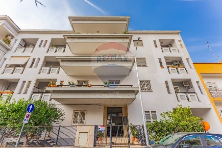 Foto Appartamento in Via Cattolica, Modugno di 150 m² con 6 locali