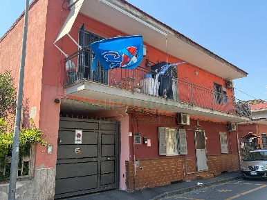 Foto Appartamento a Pomigliano d'Arco Centro di 96 m² con 3 locali