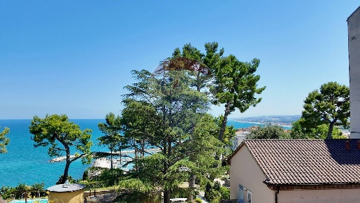 Foto Appartamento a Numana Numana Paese di 82 m² con 2 locali in vendita