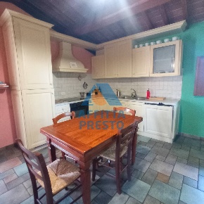 Foto Appartamento a Capraia e Limite di 50 m² con 2 locali in affitto