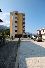 Foto Appartamento in Via Cimitero, Cannobio Centro di 100 m² con 3 locali