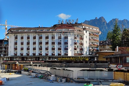 Foto Multiproprietà in Largo Delle Poste, Cortina d'Ampezzo Centro di 40 m²