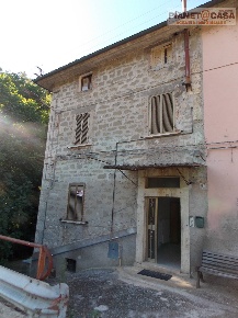Foto Casa indipendente in Frazione Ponte di Pedana, Ascoli Piceno di 120 m²