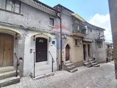 Foto Appartamento a Morcone Centro di 58 m² con 3 locali in vendita