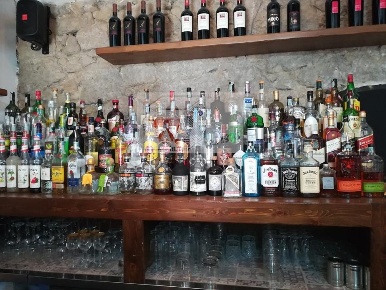 Foto Attività commerciale in VIA DARSENA, Pozzuoli Porto di 35 m²