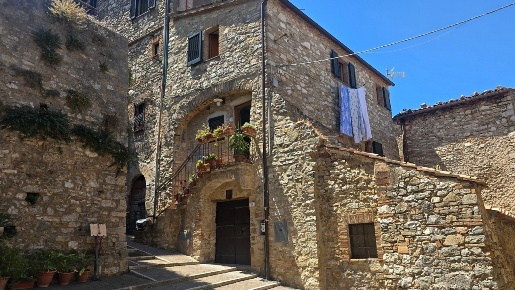 Foto Appartamento in Via XXI Aprile 16, Montecchio Centro di 73 m²
