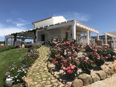 Foto Villa unifamiliare a Badesi di 120 m² con 6 locali in vendita