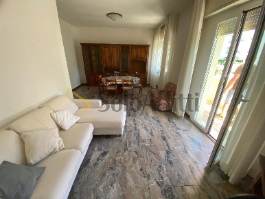 Foto Appartamento in Viale Antonio Gramsci 99, Riccione Abissinia di 120 m²
