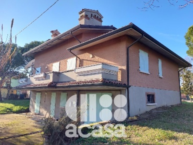 Foto Villa unifamiliare in via cesenatico, Cesenatico di 245 m² in vendita