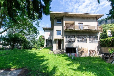 Foto Casa indipendente in via Bisone, Cisano Bergamasco Bisone di 732 m²