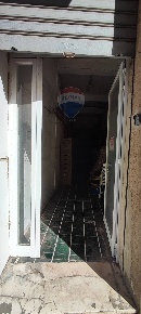 Foto Locale commerciale in VIA ESCURIALES, Caltagirone Centro di 69 m²