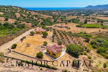Foto Casa indipendente in Via degli ulivi, Siniscola di 150 m² con 8 locali