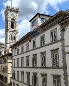 Foto Appartamento a Firenze Signoria - Uffizi di 82 m² con 5 locali