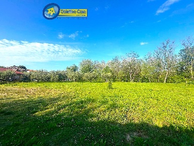 Foto Terreno residenziale in via gabriele melozzi, Teramo di 894 m²