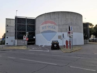 Foto Box a Parma Ospedale - Volturno di 12 m² con 1 locali in vendita