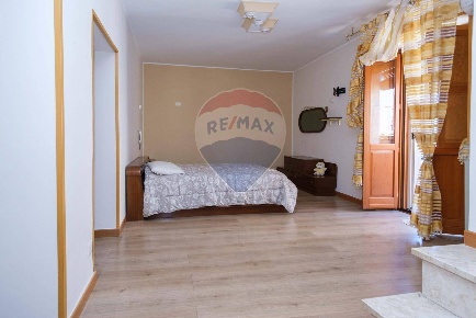 Foto Casa indipendente in Via Tudisco, Piazza Armerina di 114 m² in vendita