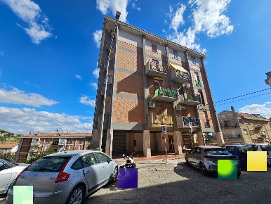 Foto Appartamento in VIA RESISTENZA, Enna Centro di 85 m² con 3 locali