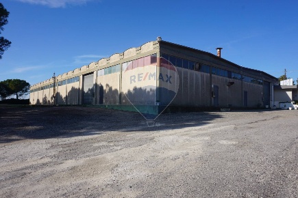 Foto Capannone industriale in strada provinciale 73, Ragusa di 1000 m²