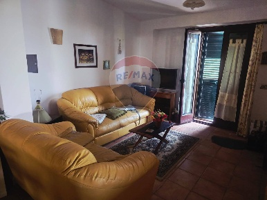 Foto Casa indipendente in Contrada Vituso, Niscemi di 118 m² con 7 locali