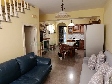 Foto Duplex a Montoro di 90 m² con 4 locali in vendita